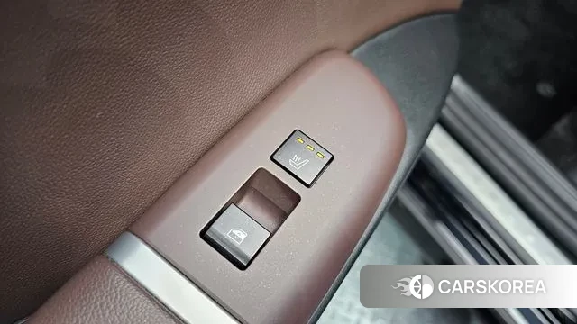 Hyundai Grandeur (GN7) id 3289758 из Кореи 9