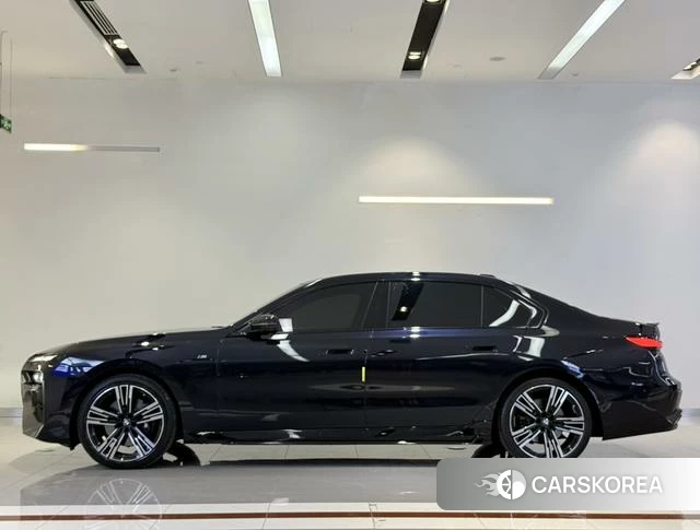 BMW 7 series id 4271299 из Китая 9