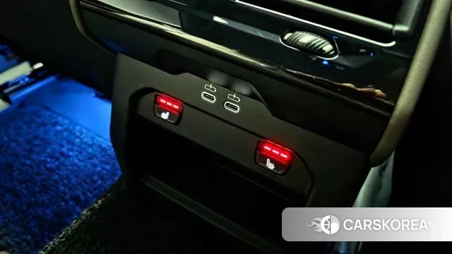 BMW 5 Series (G60) id 3654136 из Кореи 9