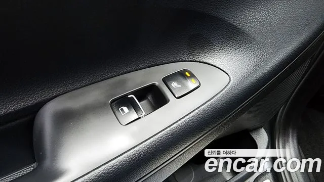 Hyundai Grandeur IG id 2301233 из Кореи 9