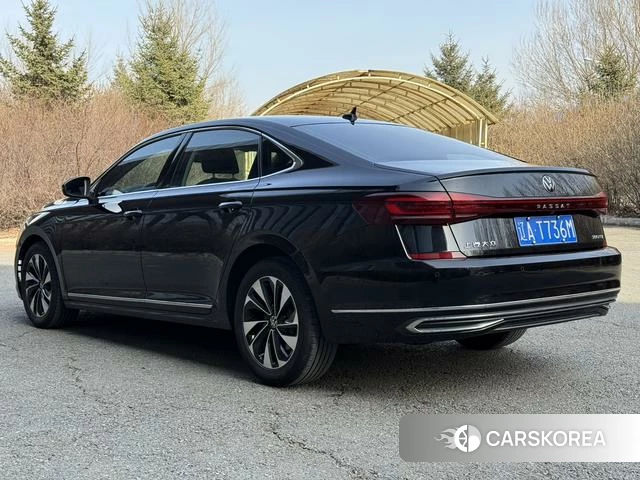 Volkswagen Passat id 4256084 из Китая 9