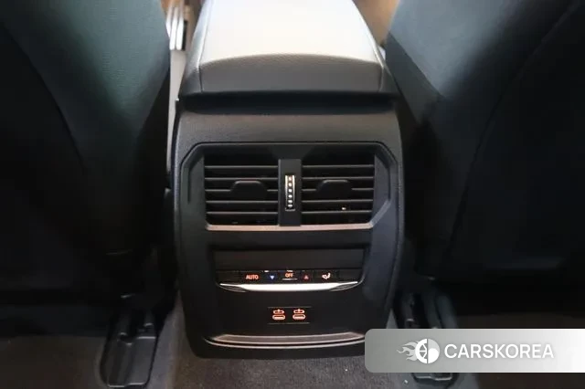 BMW i4 id 3695282 из Кореи 9