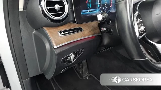 Mercedes-Benz E-Class W213 id 3617117 из Кореи 9
