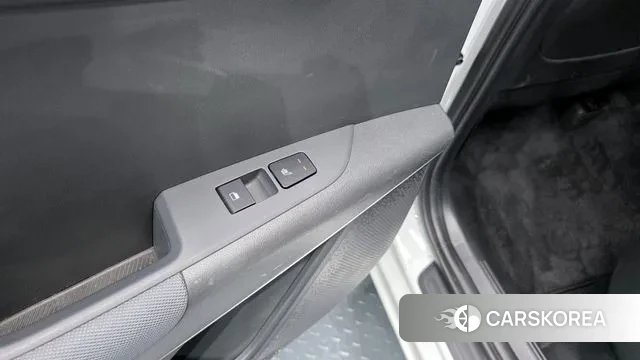 Kia Di Ol Nu Niro id 3770580 из Кореи 9