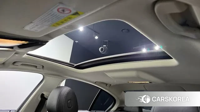 BMW 5 Series (G30) id 3403064 из Кореи 9