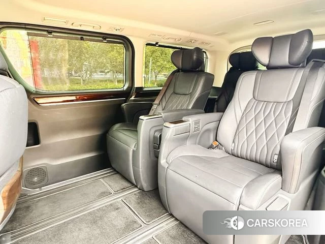Toyota Granvia (overseas) id 4261886 из Китая 9