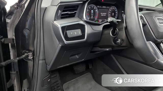 Audi A6 (C8) id 4245677 из Кореи 9