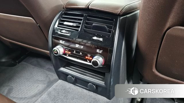 BMW 5 Series (G30) id 4417457 из Кореи 9