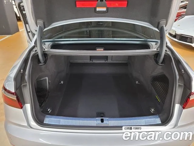 Audi A8 (D5) id 2954119 из Кореи 9