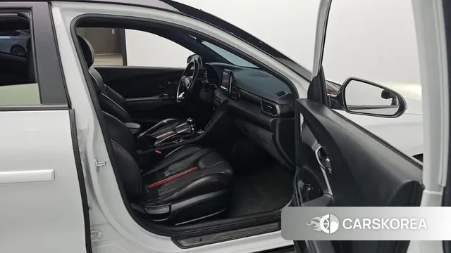 Hyundai Veloster (JS) id 3557766 из Кореи 9