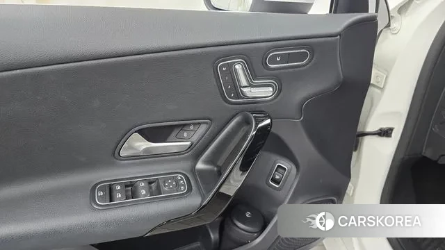 Mercedes-Benz A-Class W177 id 3417564 из Кореи 9