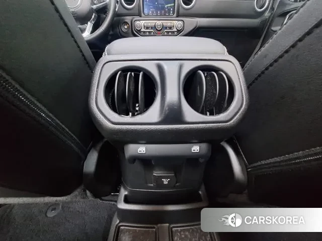 Jeep Wrangler (JL) id 2968597 из Кореи 9