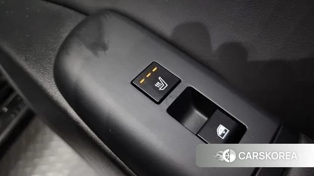 Hyundai Grandeur (GN7) id 3544697 из Кореи 9