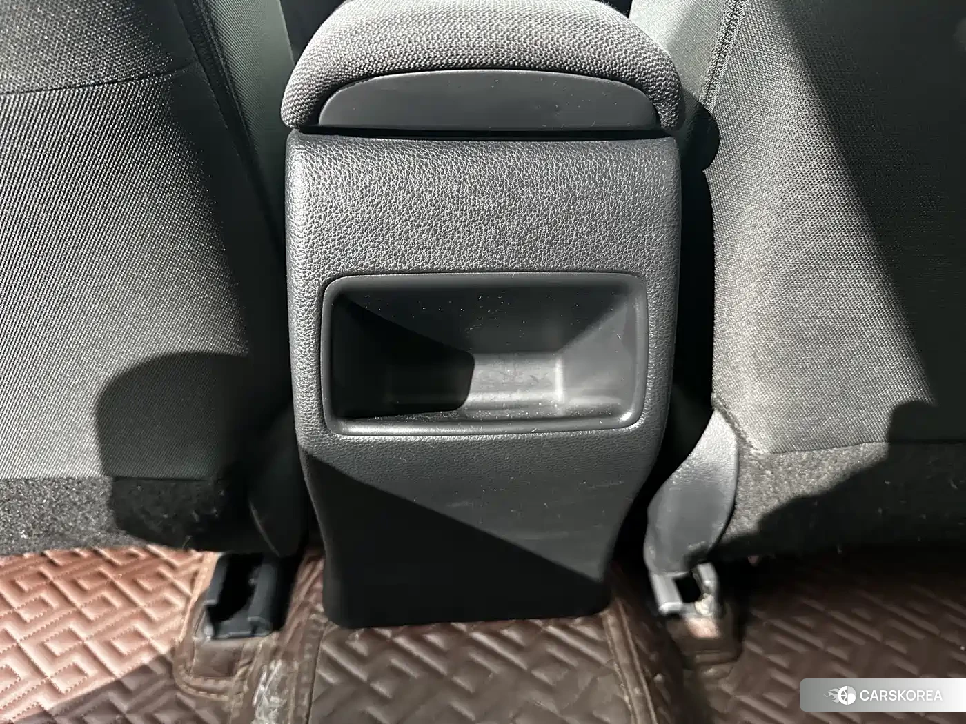 Toyota Corolla id 4538872 из Китая 9