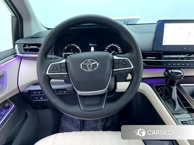 Toyota Saina id 4276892 из Китая 9