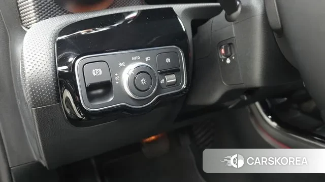 Mercedes-Benz A-Class W177 id 3463820 из Кореи 9