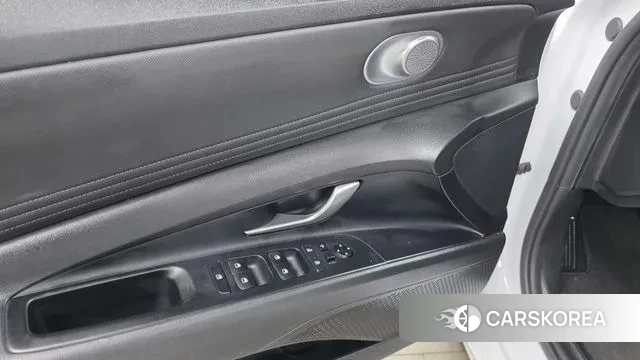 Hyundai Avante (CN7) id 3771773 из Кореи 9