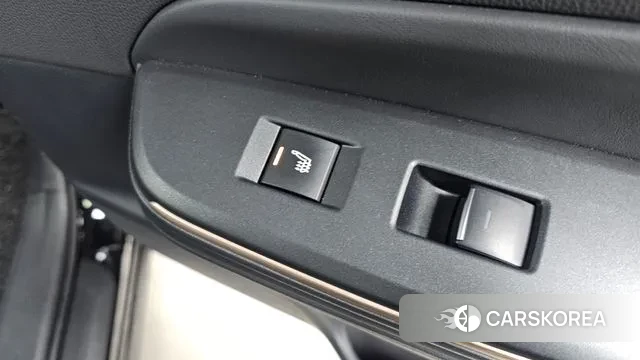 Toyota Crown Crossover id 3599932 из Кореи 9