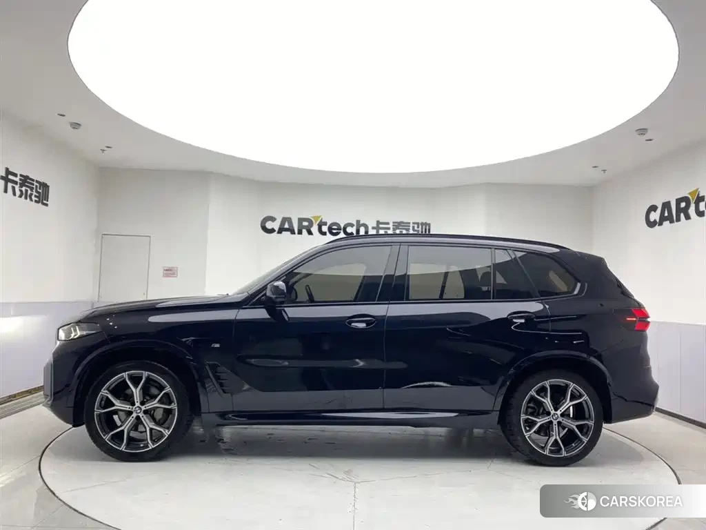 BMW X5 id 4680699 из Китая 9