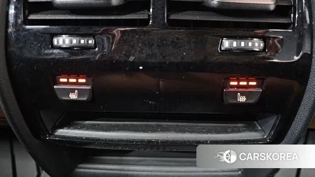 BMW 5 Series (G30) id 3378601 из Кореи 9