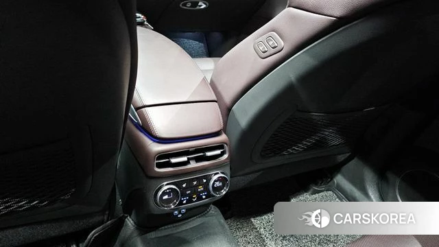 Genesis GV70 id 3897483 из Кореи 9