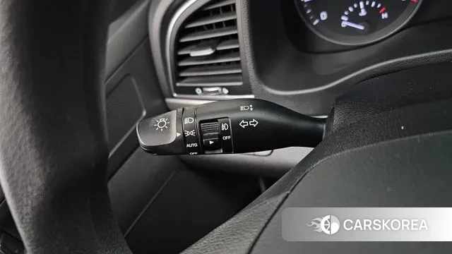 Hyundai Avante AD id 3698951 из Кореи 9