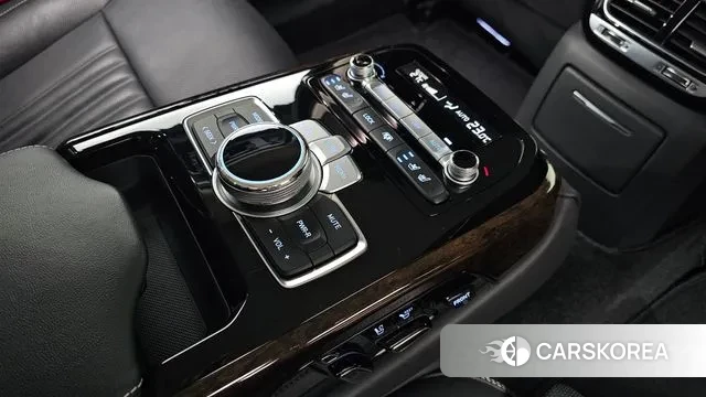 Genesis G90 id 2895640 из Кореи 9