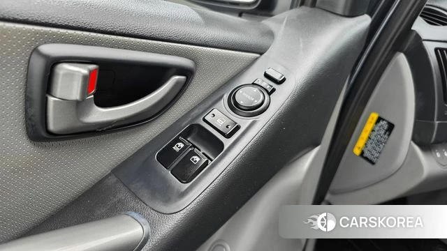 Hyundai The New Grand Starex id 4496830 из Кореи 9