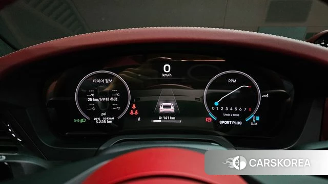Porsche 911(992) id 4229770 из Кореи 9