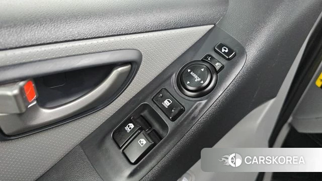 Hyundai The New Grand Starex id 3860762 из Кореи 9