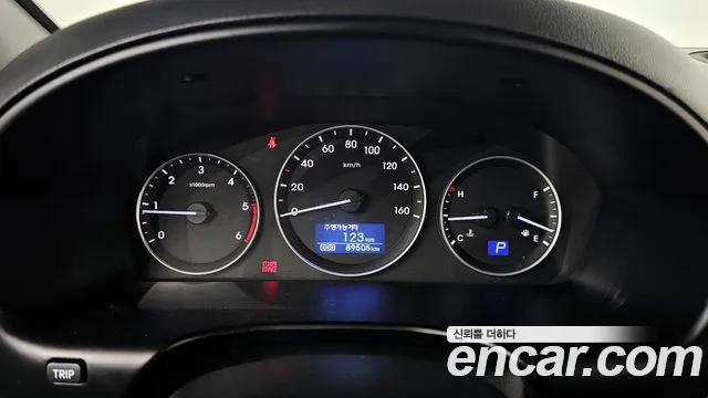 Hyundai The New Grand Starex id 2676800 из Кореи 9