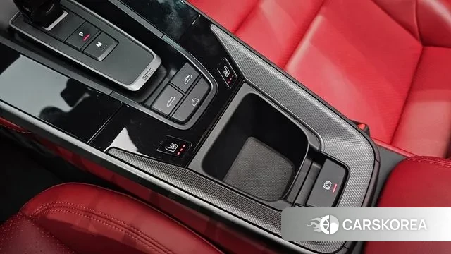 Porsche 911(992) id 3054137 из Кореи 9