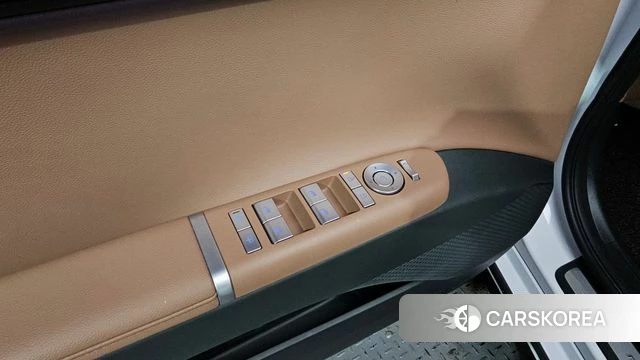 Hyundai Grandeur Hybrid (GN7) id 4602469 из Кореи 9
