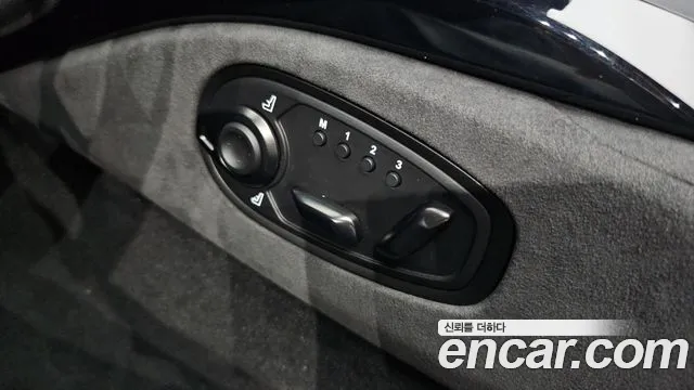 Aston Martin Vantage 2nd Generation id 2832701 из Кореи 9