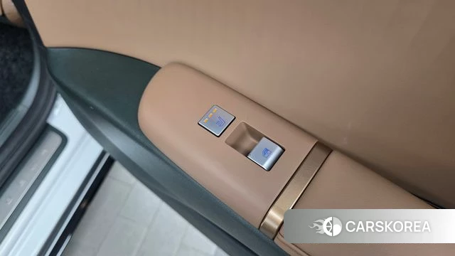 Hyundai Grandeur Hybrid (GN7) id 4623455 из Кореи 9