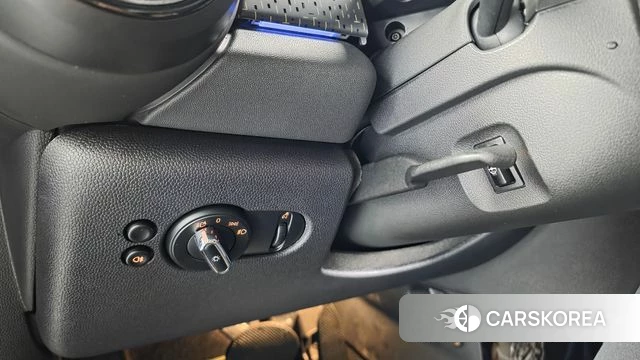 Mini Cooper Electric id 4701300 из Кореи 9