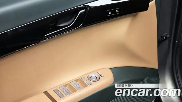 Hyundai Grandeur (GN7) id 2934996 из Кореи 9