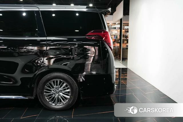 Toyota Elfa id 4272191 из Китая 9