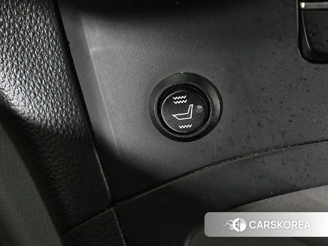 Hyundai The New Grand Starex id 3919861 из Кореи 9