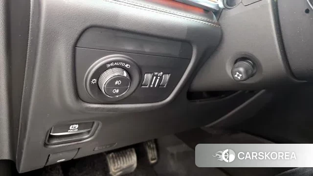 Jeep Grand Cherokee (WL) id 3758234 из Кореи 9