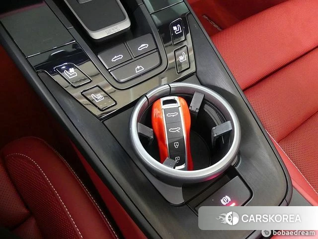 Porsche 911(992) id 4635952 из Кореи 9