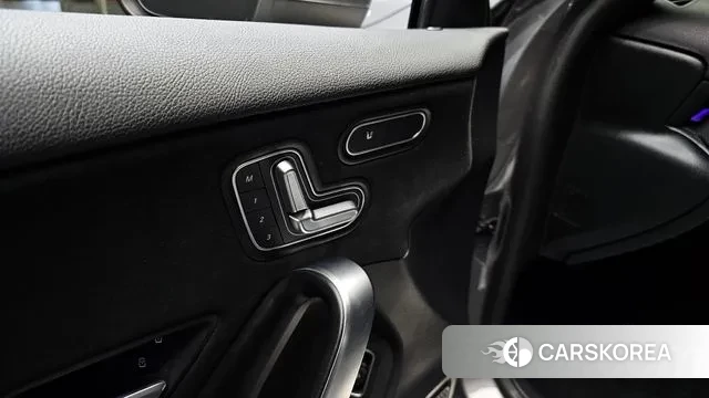 Mercedes-Benz A-Class W177 id 3504388 из Кореи 9