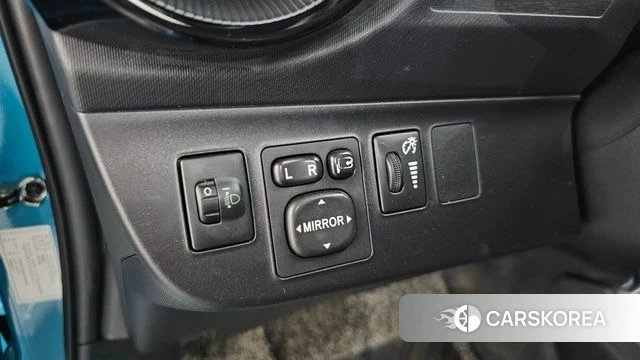 Toyota Prius C id 4459459 из Кореи 9