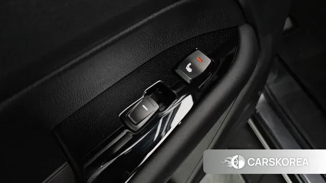 Ssangyong The New Rexton Sports Cannes id 3696149 из Кореи 9