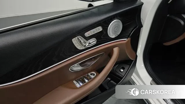 Mercedes-Benz E-Class W213 id 3789317 из Кореи 9
