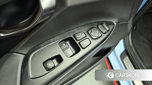 Hyundai Veloster (JS) id 3380188 из Кореи 9