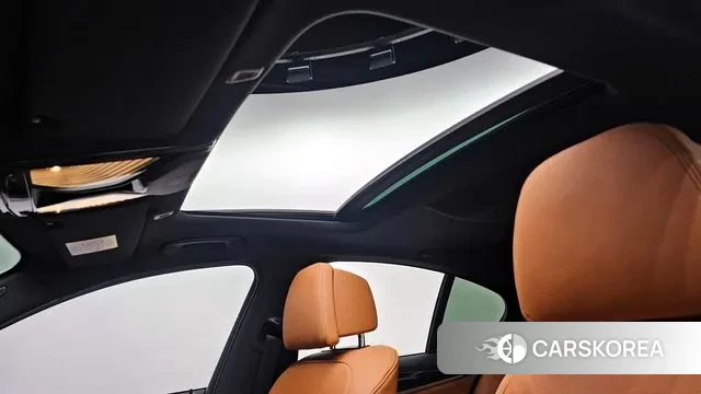 BMW 5 Series (G30) id 3741181 из Кореи 9