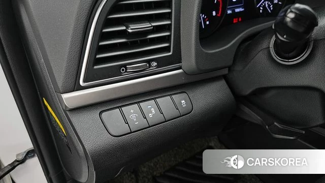 Hyundai Avante AD id 4596368 из Кореи 9