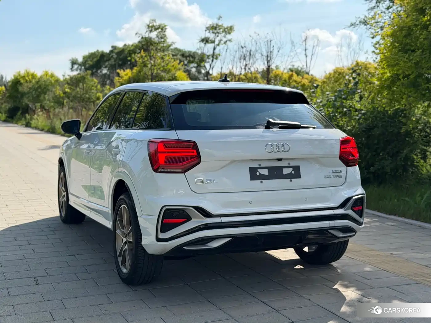 Audi Q2L id 4545715 из Китая 9