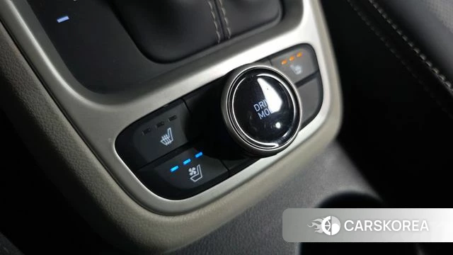 Hyundai Venue id 4179522 из Кореи 9